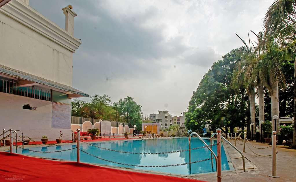 Quality Inn Regency, Nashik Bekvämligheter bild