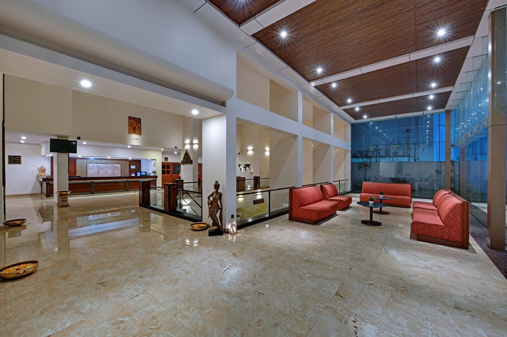 Quality Inn Regency, Nashik Exteriör bild