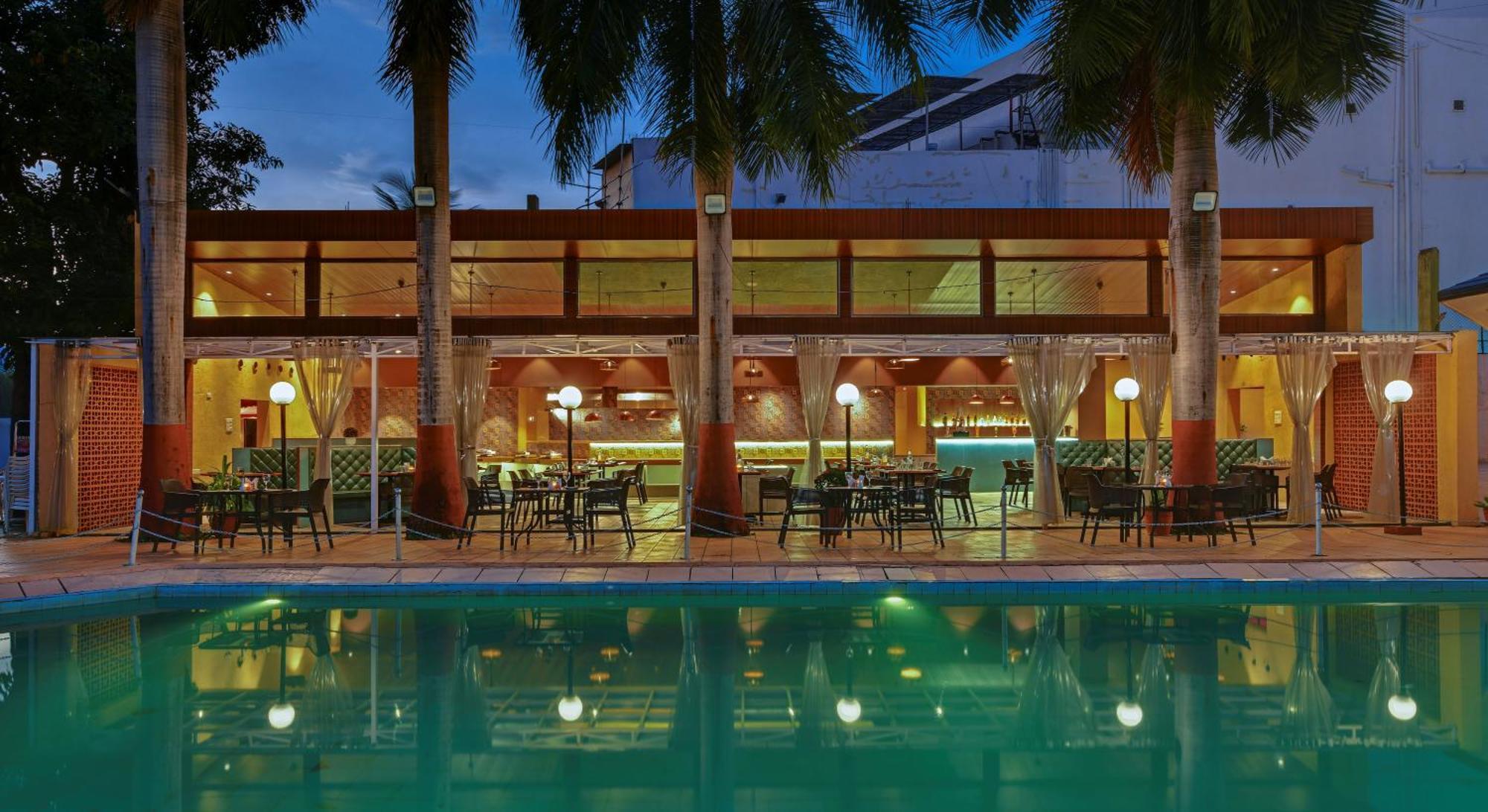 Quality Inn Regency, Nashik Exteriör bild